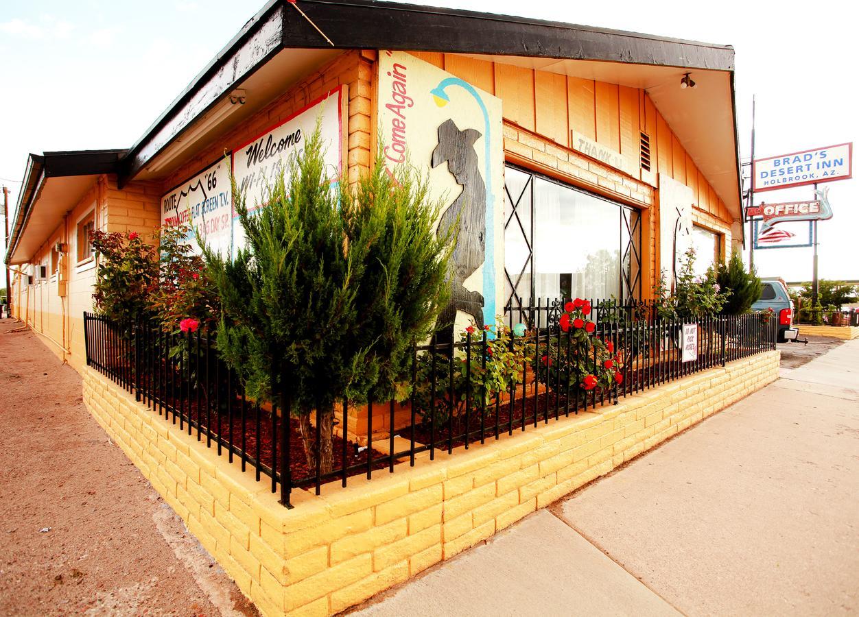 Brad'S Desert Inn Holbrook Exterior photo