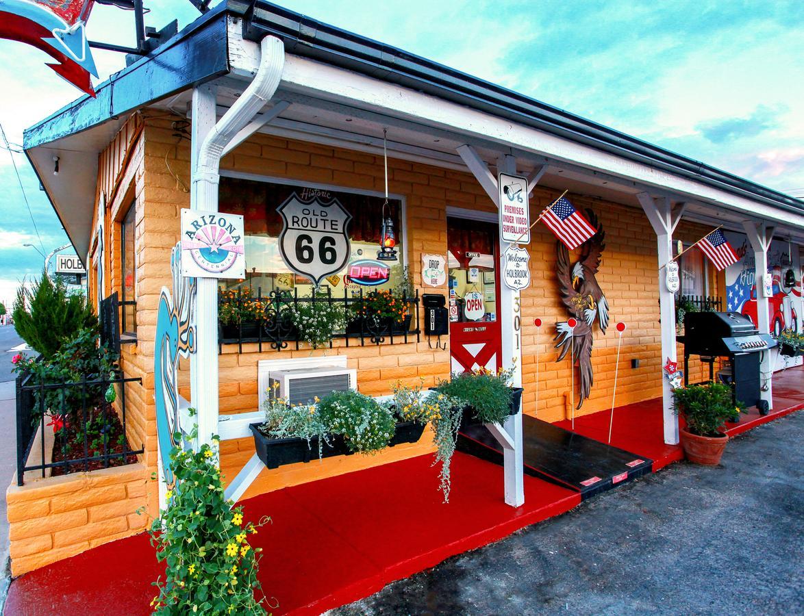 Brad'S Desert Inn Holbrook Exterior photo